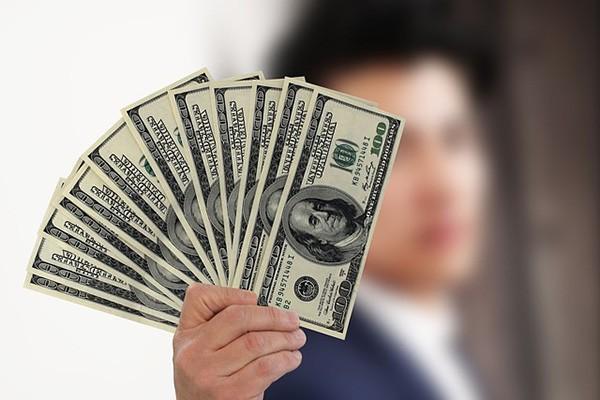 贷款十多万,银行起诉会坐牢吗,权威解析烦恼全消！